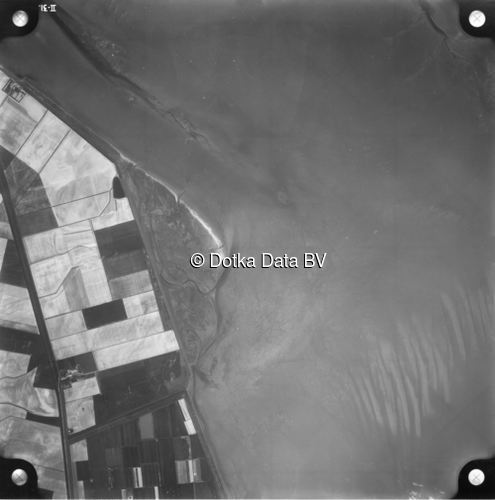 Luchtfoto De Cocksdorp (1958) uit de collectie Kadaster Luchtfoto's en Kaarten