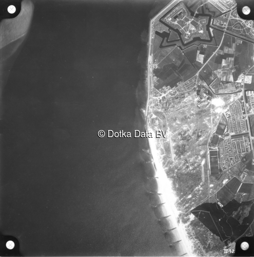 Luchtfoto Den Helder (1958) uit de collectie Kadaster Luchtfoto's en Kaarten