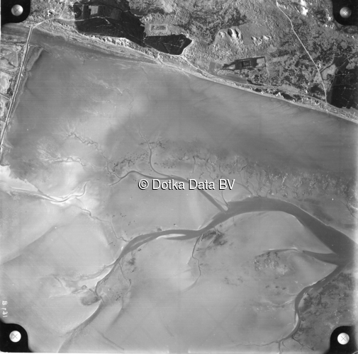 Luchtfoto Vlieland (1958) uit de collectie Kadaster Luchtfoto's en Kaarten