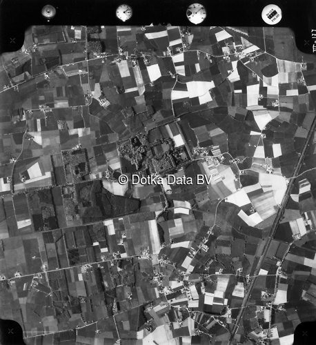 Luchtfoto Brummen (1973) uit de collectie Kadaster Luchtfoto's en Kaarten