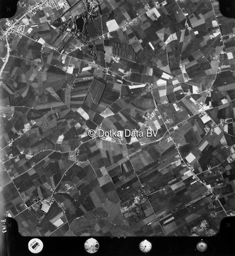 Luchtfoto Empe (1973) uit de collectie Kadaster Luchtfoto's en Kaarten