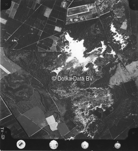 Luchtfoto Otterlo (1973) uit de collectie Kadaster Luchtfoto's en Kaarten