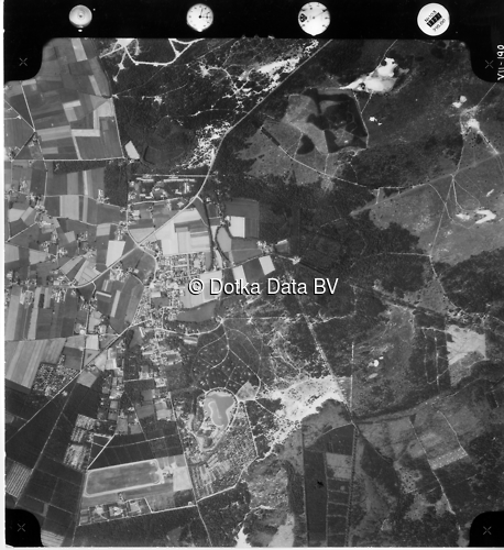 Luchtfoto Otterlo (1973) uit de collectie Kadaster Luchtfoto's en Kaarten