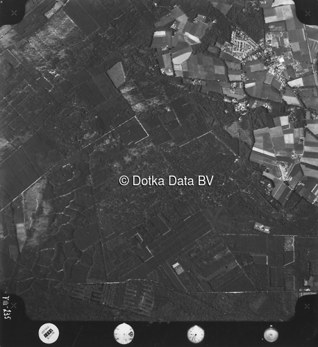 Luchtfoto Laag-Soeren (1973) uit de collectie Kadaster Luchtfoto's en Kaarten