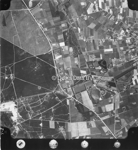 Luchtfoto Ermelo (1973) uit de collectie Kadaster Luchtfoto's en Kaarten