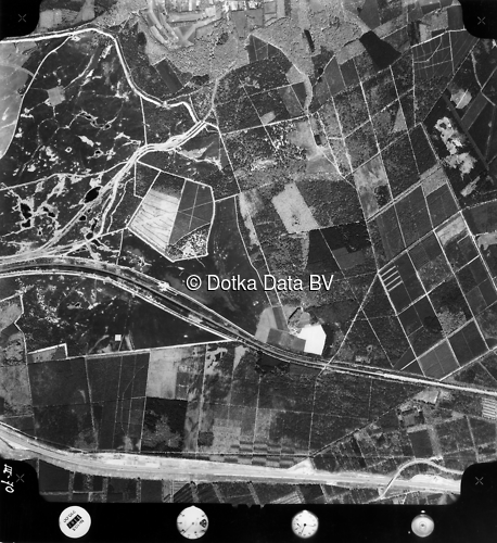 Luchtfoto Hoog Soeren (1973) uit de collectie Kadaster Luchtfoto's en Kaarten