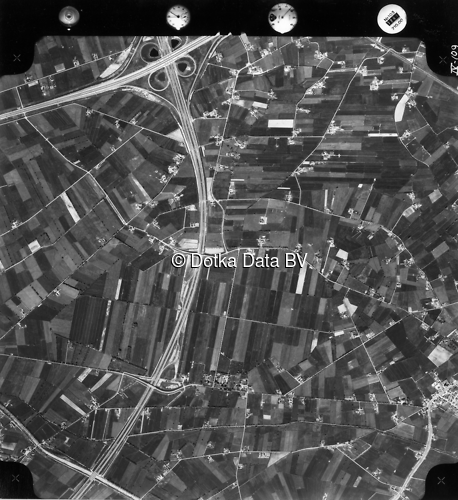 Luchtfoto Klarenbeek (1973) uit de collectie Kadaster Luchtfoto's en Kaarten