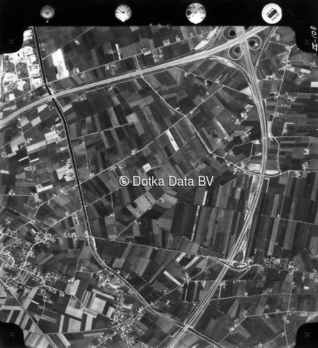 Luchtfoto Klarenbeek (1973) uit de collectie Kadaster Luchtfoto's en Kaarten