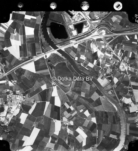Luchtfoto Wilp (1973) uit de collectie Kadaster Luchtfoto's en Kaarten