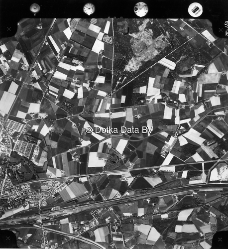 Luchtfoto Eefde (1973) uit de collectie Kadaster Luchtfoto's en Kaarten