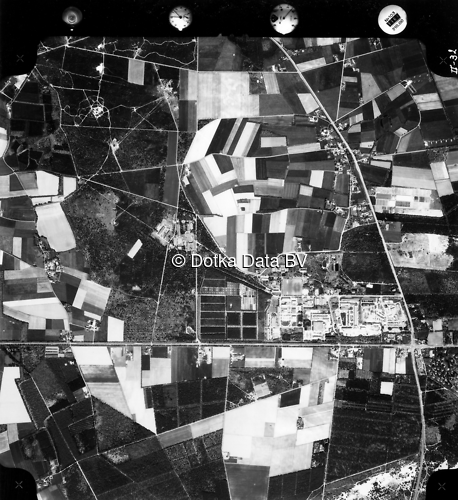Luchtfoto Uddel (1973) uit de collectie Kadaster Luchtfoto's en Kaarten