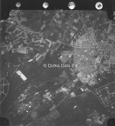 Luchtfoto Eerbeek (1973) uit de collectie Kadaster Luchtfoto's en Kaarten