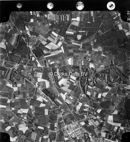 Luchtfoto Vorden (1973) uit de collectie Kadaster Luchtfoto's en Kaarten