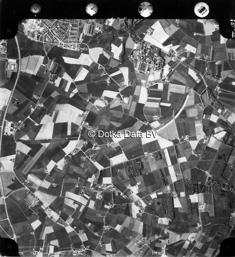 Luchtfoto Zutphen (1973) uit de collectie Kadaster Luchtfoto's en Kaarten