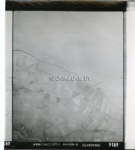 Luchtfoto Termunterzijl uit de collectie Kadaster WOII Luchtfoto's