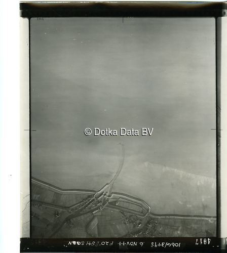 Luchtfoto Delfzijl uit de collectie Kadaster WOII Luchtfoto's