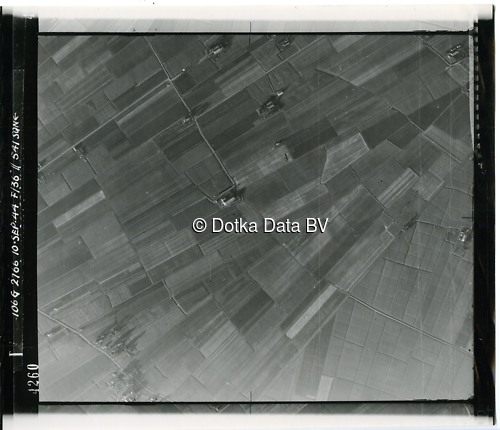 Luchtfoto Groningen (1944) uit de collectie Kadaster WOII Luchtfoto's