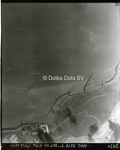Luchtfoto Termunterzijl (1944) uit de collectie Kadaster WOII Luchtfoto's