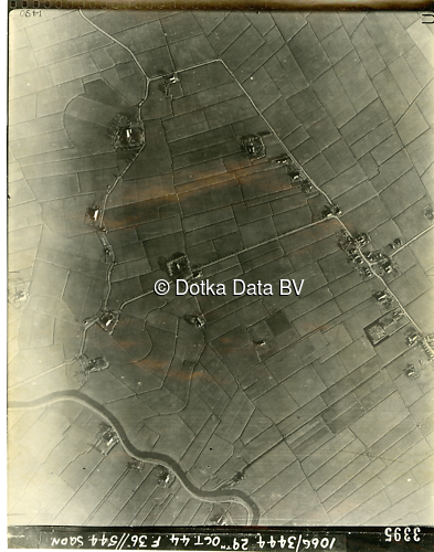 Luchtfoto Groningen (1944) uit de collectie Kadaster WOII Luchtfoto's