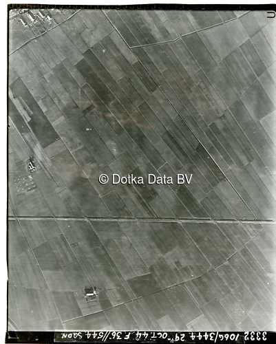 Luchtfoto Beerta (1944) uit de collectie Kadaster WOII Luchtfoto's