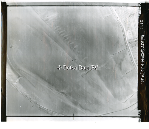 Luchtfoto Emden (1944) uit de collectie Kadaster WOII Luchtfoto's