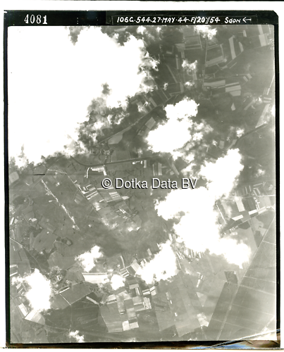 Luchtfoto (1944) uit de collectie Kadaster WOII Luchtfoto's