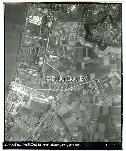 Luchtfoto Antwerpen (1944) uit de collectie Kadaster WOII Luchtfoto's