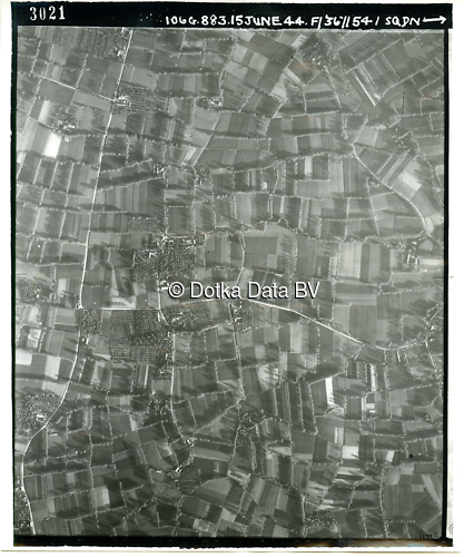 Luchtfoto Kruibeke (1944) uit de collectie Kadaster WOII Luchtfoto's