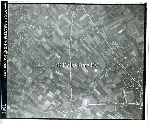 Luchtfoto Kruibeke (1944) uit de collectie Kadaster WOII Luchtfoto's