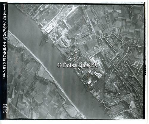 Luchtfoto Hemiksem (1944) uit de collectie Kadaster WOII Luchtfoto's