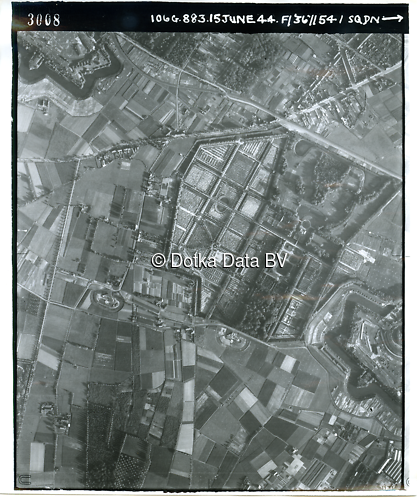 Luchtfoto Antwerpen (1944) uit de collectie Kadaster WOII Luchtfoto's