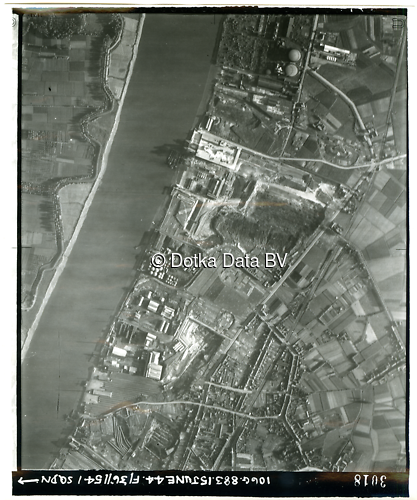 Luchtfoto Hemiksem (1944) uit de collectie Kadaster WOII Luchtfoto's