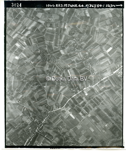Luchtfoto Kruibeke (1944) uit de collectie Kadaster WOII Luchtfoto's