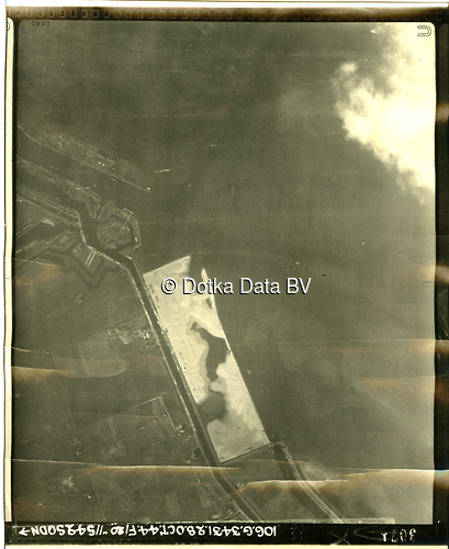 Luchtfoto Den Helder (1944) uit de collectie Kadaster WOII Luchtfoto's