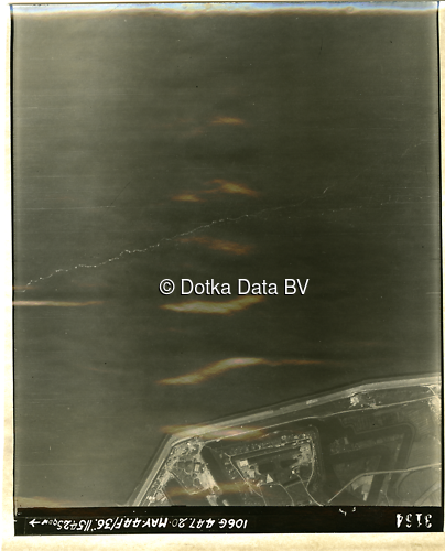 Luchtfoto Den Helder (1944) uit de collectie Kadaster WOII Luchtfoto's