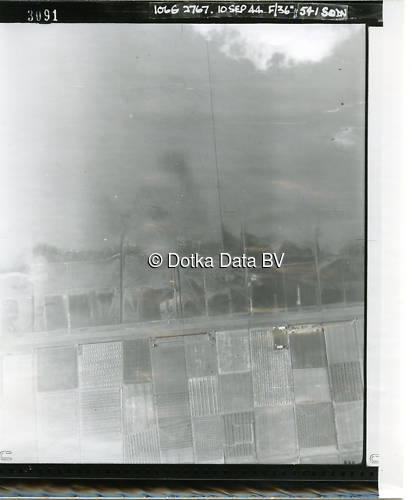 Luchtfoto Hornhuizen (1944) uit de collectie Kadaster WOII Luchtfoto's