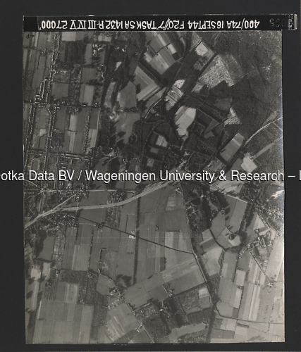 Luchtfoto De Bilt (1944) uit de collectie Wageningen University WOII