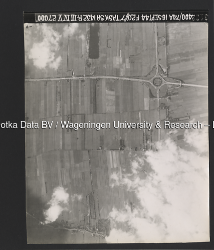 Luchtfoto Utrecht (1944) uit de collectie Wageningen University WOII