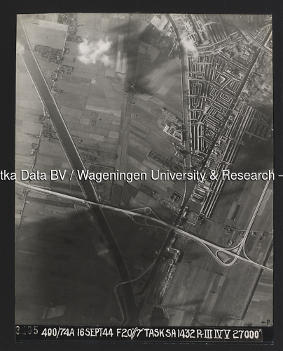 Luchtfoto Utrecht (1944) uit de collectie Wageningen University WOII