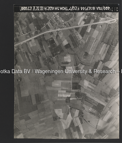 Luchtfoto Bunnik (1944) uit de collectie Wageningen University WOII