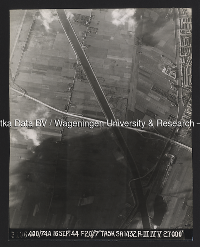 Luchtfoto Utrecht (1944) uit de collectie Wageningen University WOII