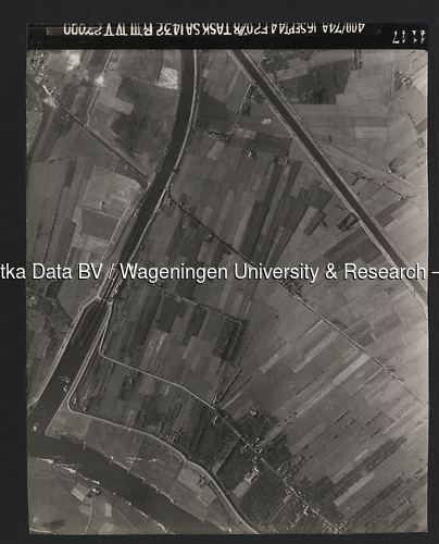 Luchtfoto Nieuwegein (1944) uit de collectie Wageningen University WOII