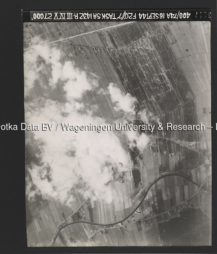 Luchtfoto Harmelen (1944) uit de collectie Wageningen University WOII
