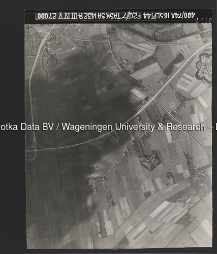 Luchtfoto Utrecht (1944) uit de collectie Wageningen University WOII