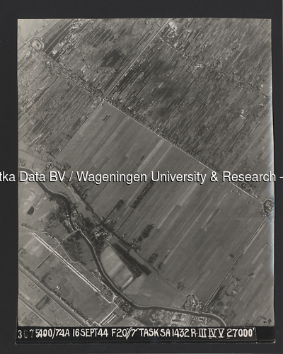 Luchtfoto Oud Zuilen (1944) uit de collectie Wageningen University WOII