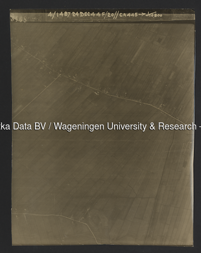 Luchtfoto Leerdam (1944) uit de collectie Wageningen University WOII