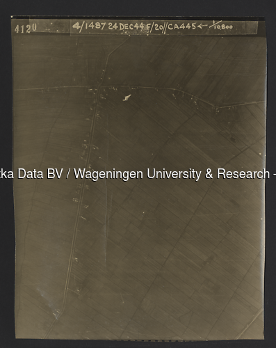 Luchtfoto Nieuwland (1944) uit de collectie Wageningen University WOII