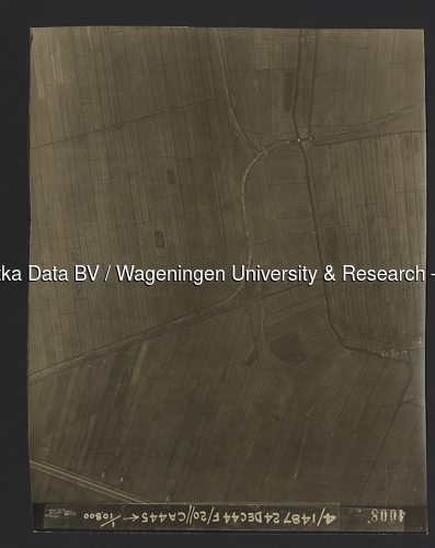 Luchtfoto Papendrecht (1944) uit de collectie Wageningen University WOII