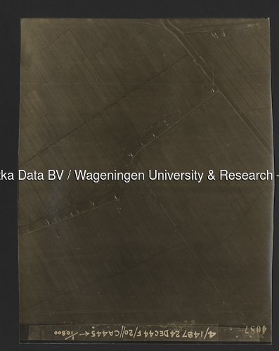 Luchtfoto Ottoland (1944) uit de collectie Wageningen University WOII