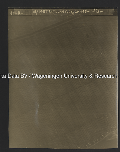 Luchtfoto Streefkerk (1944) uit de collectie Wageningen University WOII